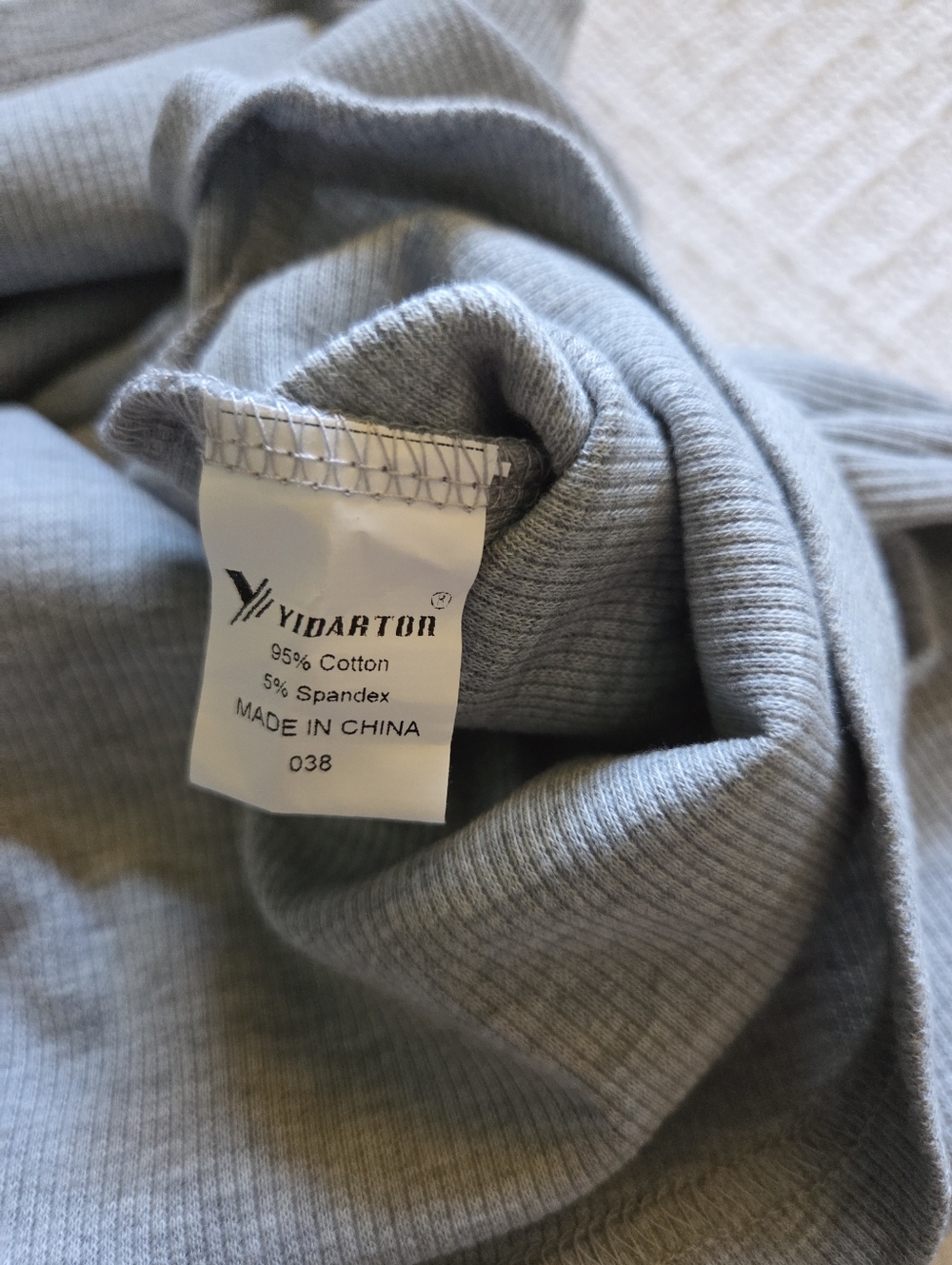 Yidarton Ribbed Tank Top - Picture 4 of 5